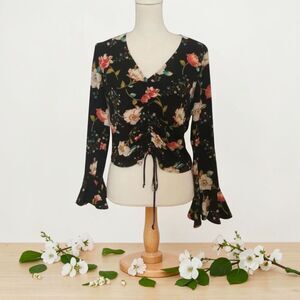 Gypsies & Moondust  Black Floral Ruched V-Neck Bell Sleeve Blouse Small